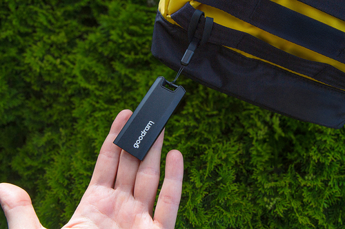 Goodram SSDR-GMRE-01T-K0 external solid state drive 1 TB 3.2 Gen 2 (3.1 Gen 2) Black